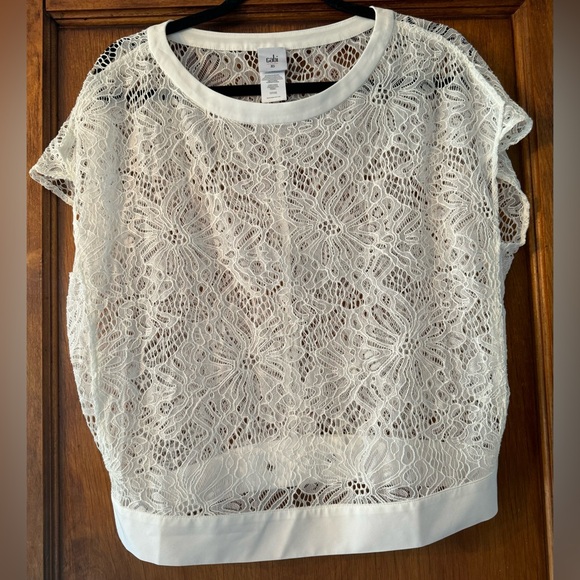 Cabi Sheer Daisy Lace Top- XS - Picture 3 of 6